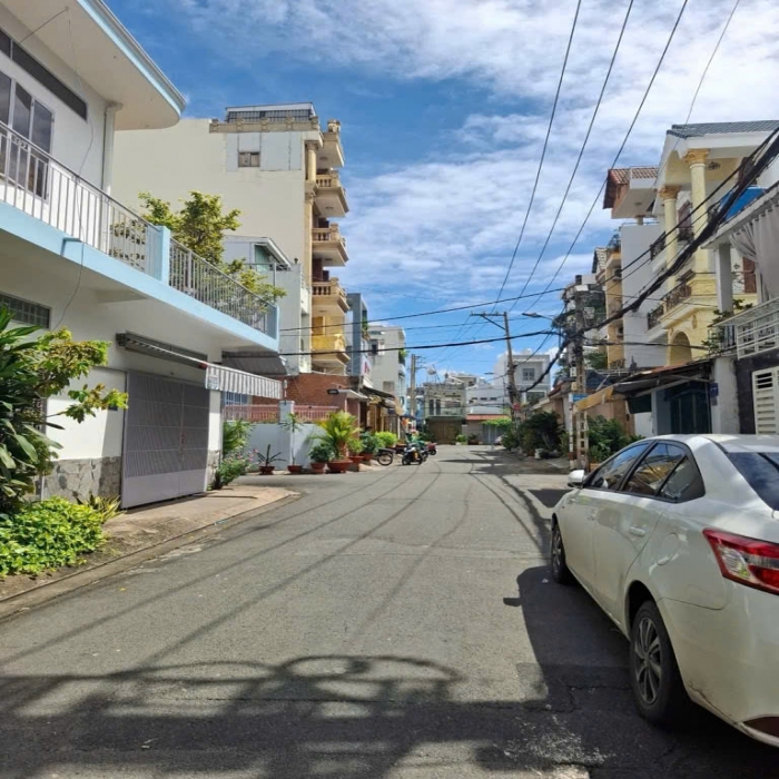 10.3-9.8 TỶ, BÁN NHÀ LÊ TRỌNG TẤN, TÂY THẠNH, HẺM 8m, 4.3x18m - 2
