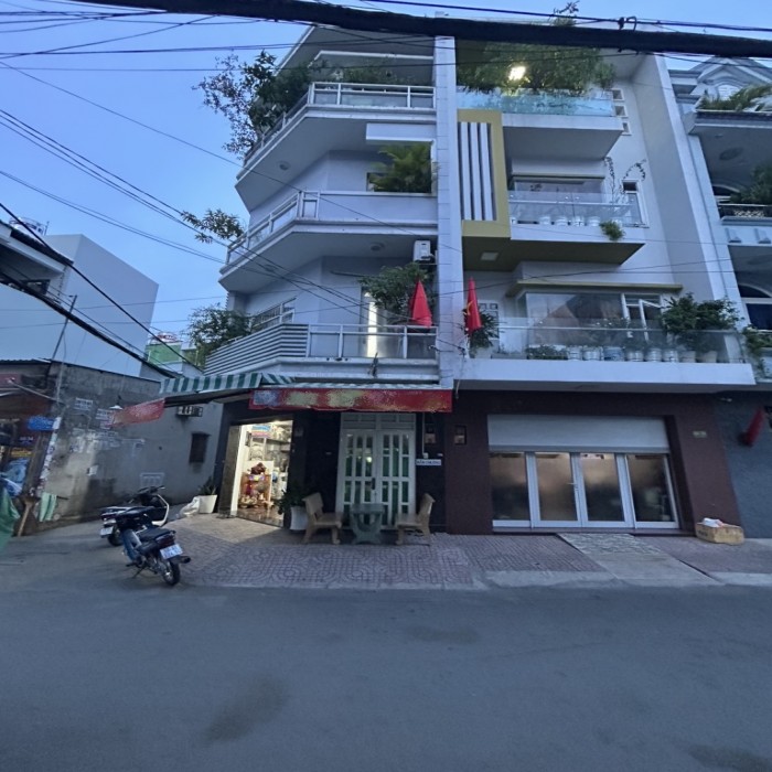 12.5-10.5 TỶ, LÔ GÓC, BÁN NHÀ GÒ DẦU, HXH THÔNG, 4 TẦNG, 5x15m