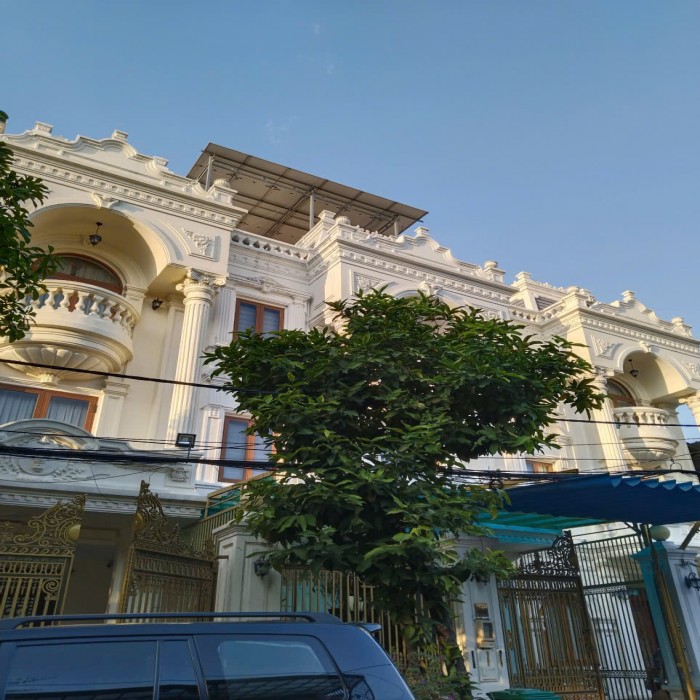 Not for everyone – ULTRA-LUXURY VILLA (100m²+) at the Prime Location of Nguyen Huu Dat, Tan Phu.