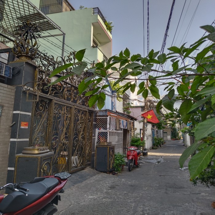 122.9m2, NỞ HẬU ĐẸP, THU ĐỀU 56 TRIỆU/THÁNG, MẶT TIỀN LÊ TRUNG ĐÌNH, TÂN PHÚ, 3 TẦNG