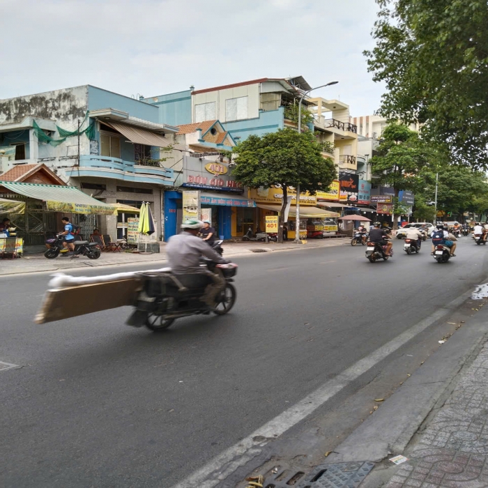 High Rental Yield, FRONT-STREET HOUSE FOR SALE, 5.5m Wide, Tan Son Nhi – Go Dau Area, Tan Phu, Only Just Over 20 Billion VND - 5