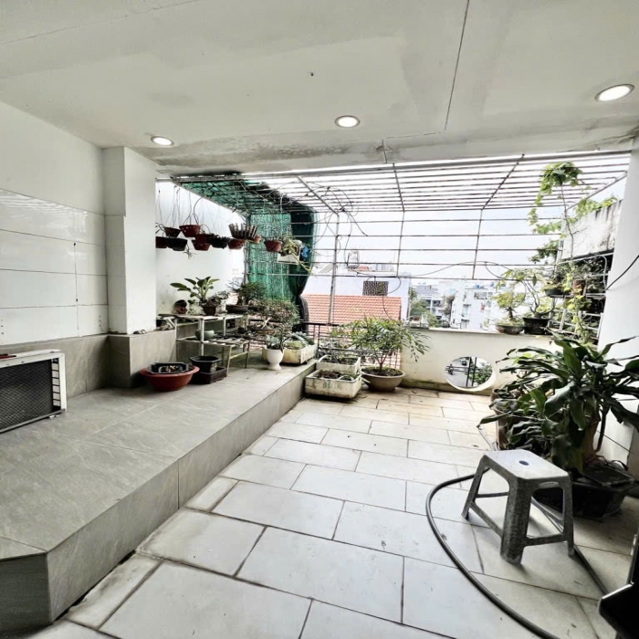 TUNNING 4-STOREY HOUSE FOR SALE - TRAN VAN ON STREET - 8M WIDE CONNECTING ALLEY- 4x16m - ONLY 12 BILLION VND - 8